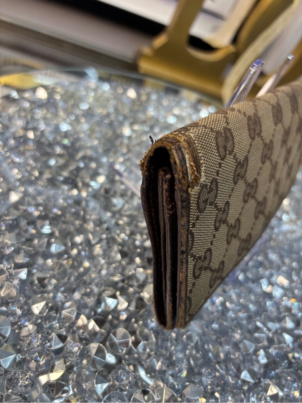 Gucci GG Canvas Continental Wallet - Picture 6 of 14